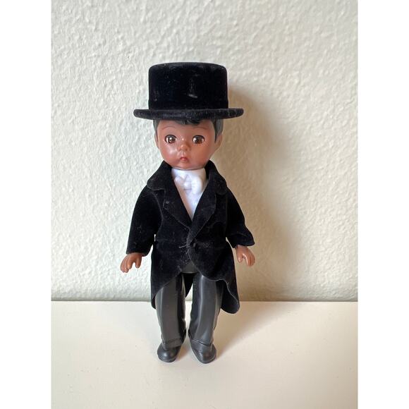 McDonald's Happy Meal Madame Alexander Doll Lot of 4 - Picture 7 of 7